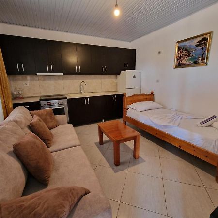 קסאמיל Villa Bani מראה חיצוני תמונה