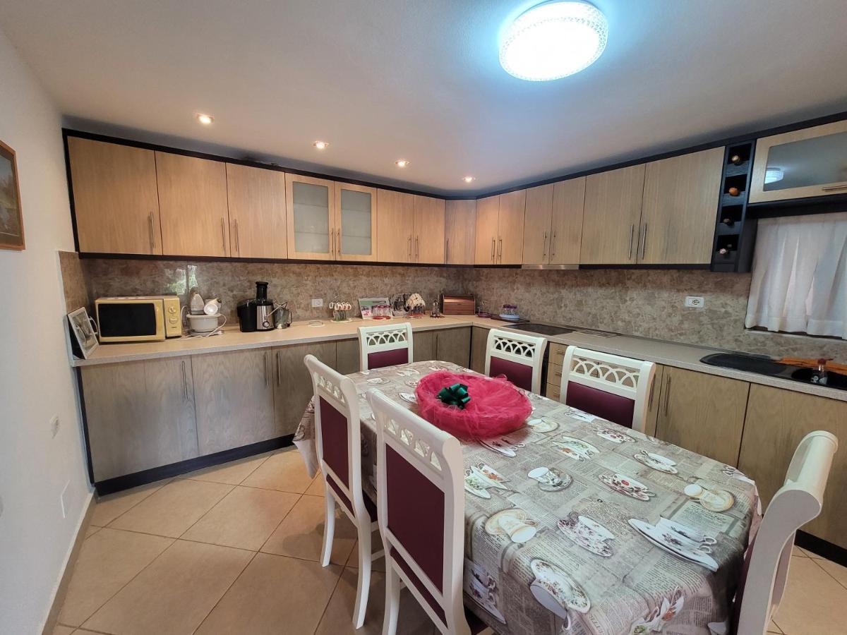 קסאמיל Villa Bani מראה חיצוני תמונה