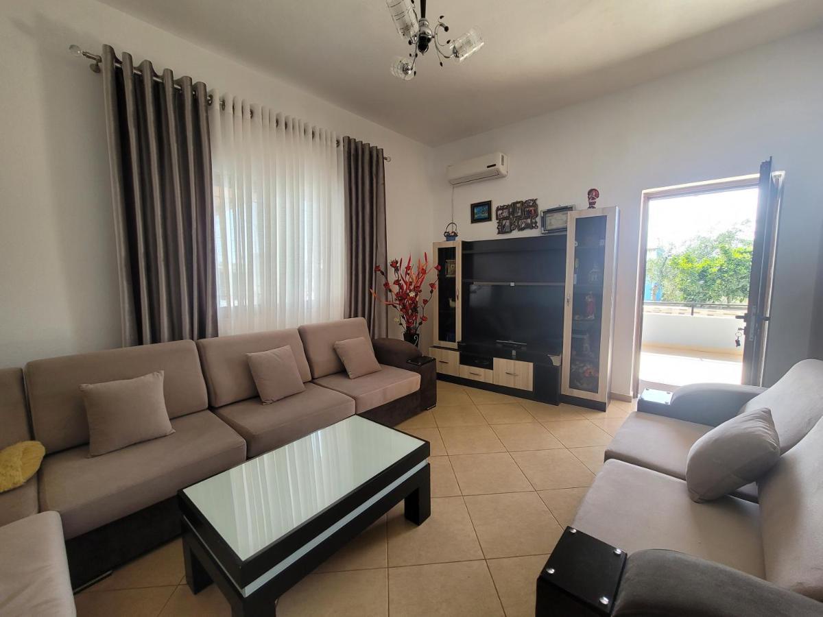 קסאמיל Villa Bani מראה חיצוני תמונה