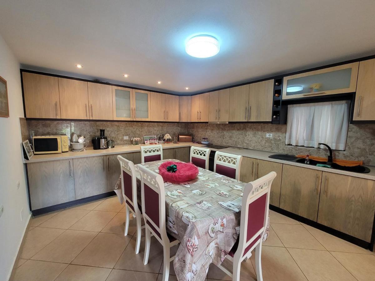 קסאמיל Villa Bani מראה חיצוני תמונה