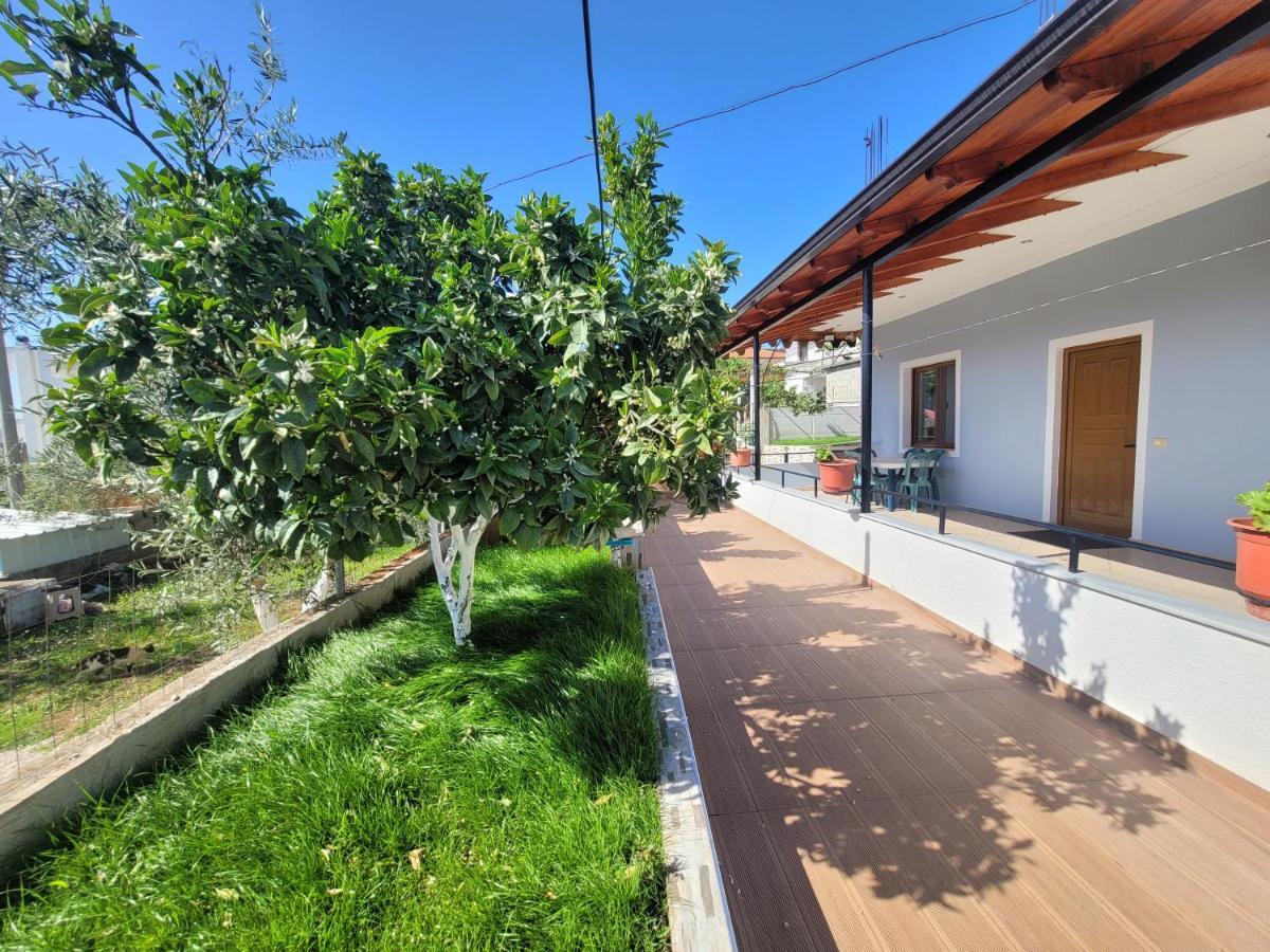קסאמיל Villa Bani מראה חיצוני תמונה