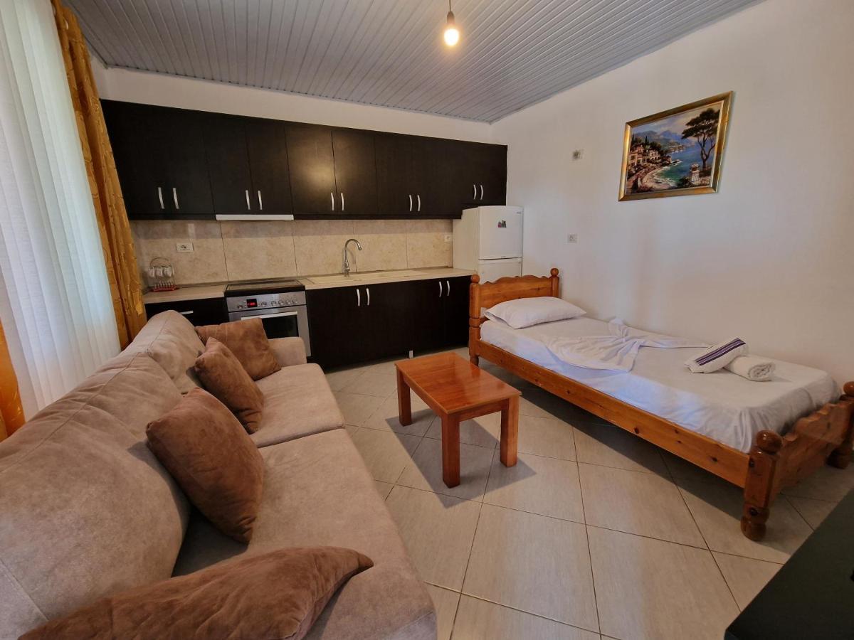 קסאמיל Villa Bani מראה חיצוני תמונה