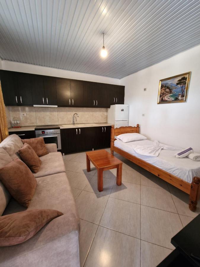 קסאמיל Villa Bani מראה חיצוני תמונה